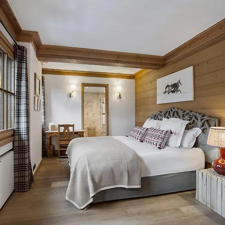 D'exception Avec Sauna Et Jacuzzi, Accès Direct Aux Pistes - Fr-1-563-111 Courchevel
