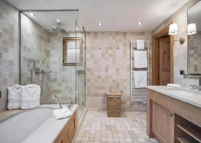 Grand Luxe Au Pied Des Pistes Avec Sauna A 1650 - Fr-1-563-111 Chalet Courchevel